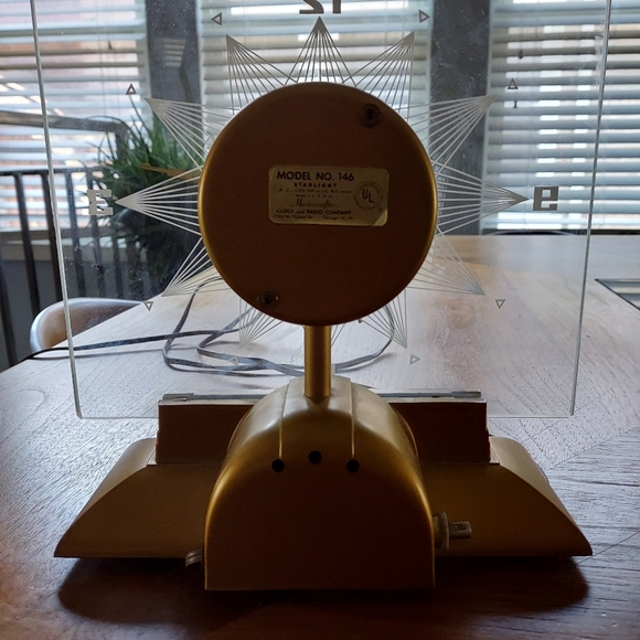 Vintage Master Crafters 8.5" x 7 - Picture 3 of 3